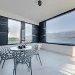 公寓 Luxury Beachfront Penthouse With Whirlpool And Spacious Rooftop Terrace, 维耶拉克