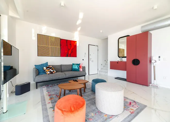 Apartamento Luxury Beachfront Penthouse With Whirlpool And Spacious Rooftop Terrace, Vinjerac