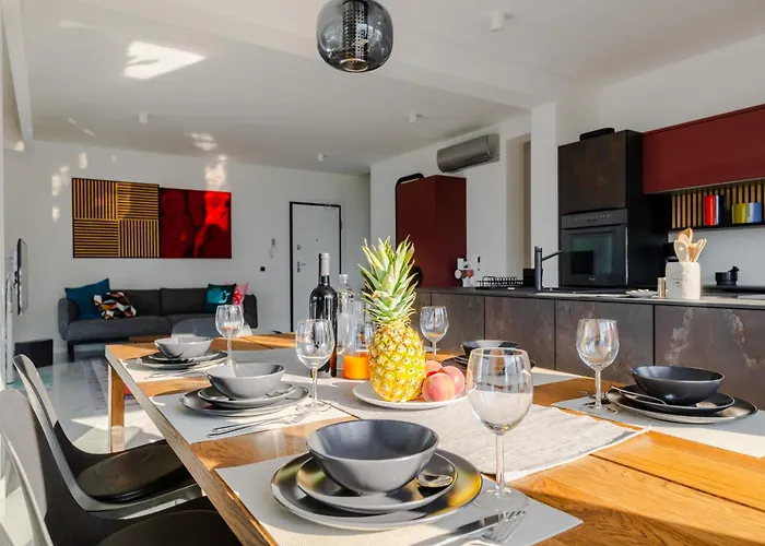 דירה Luxury Beachfront Penthouse With Whirlpool And Spacious Rooftop Terrace, ווינייראץ