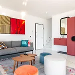 Luxury Beachfront Penthouse With Whirlpool And Spacious Rooftop Terrace, Appartement *