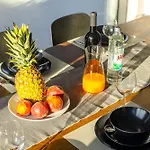 Luxury Beachfront Penthouse With Whirlpool And Spacious Rooftop Terrace,