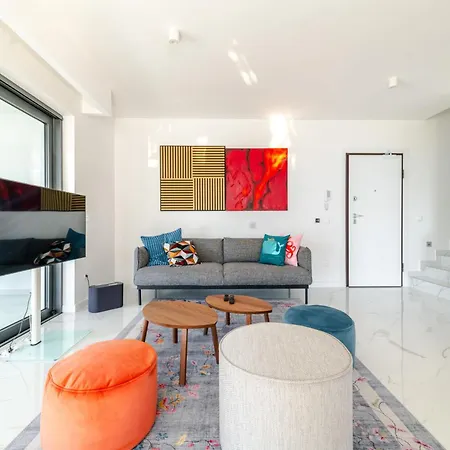 דירה Luxury Beachfront Penthouse With Whirlpool And Spacious Rooftop Terrace, *